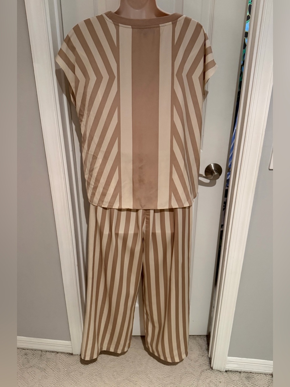 Modern Works Striped Two-Piece Women’s Jumpsuit Set - Beige & Cream in small